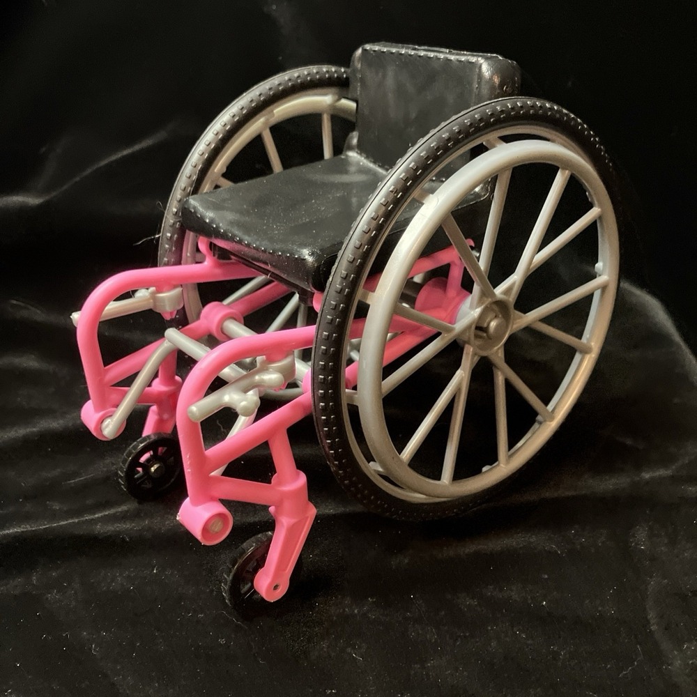 Barbie Mattel Fashionista Made To Move Wheel Chair Doll Accessory Pink & Black